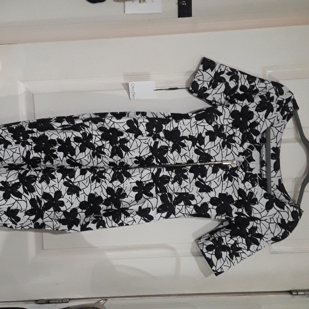 MID HIP/HUGGING DRESS